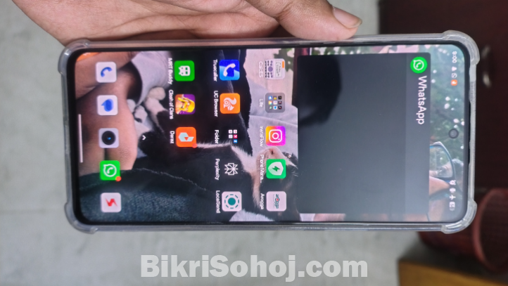 Realme 12